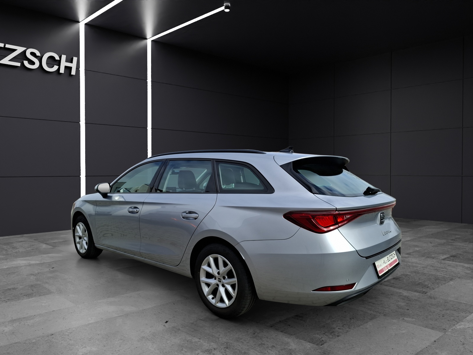 Fahrzeugabbildung SEAT Leon ST TDI Style DSG LED AHK Navi AID GRA PDC SH