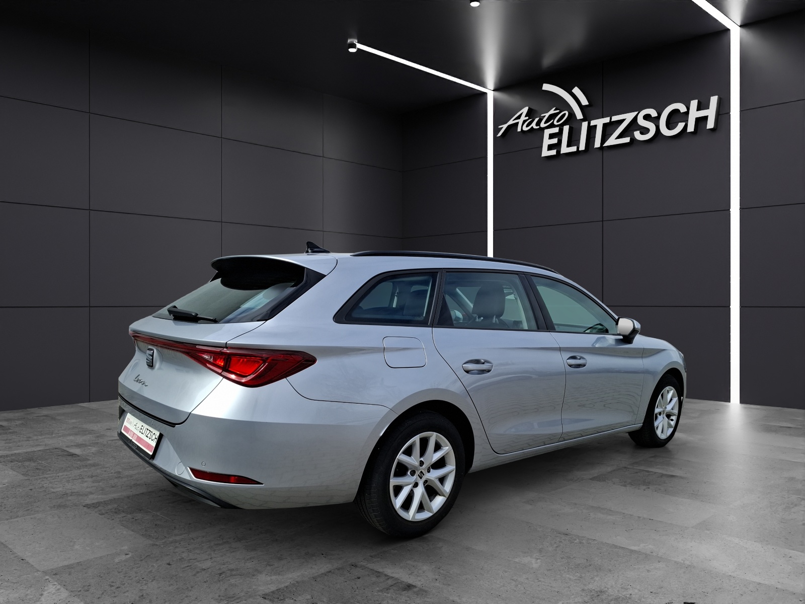 Fahrzeugabbildung SEAT Leon ST TDI Style DSG LED AHK Navi AID GRA PDC SH