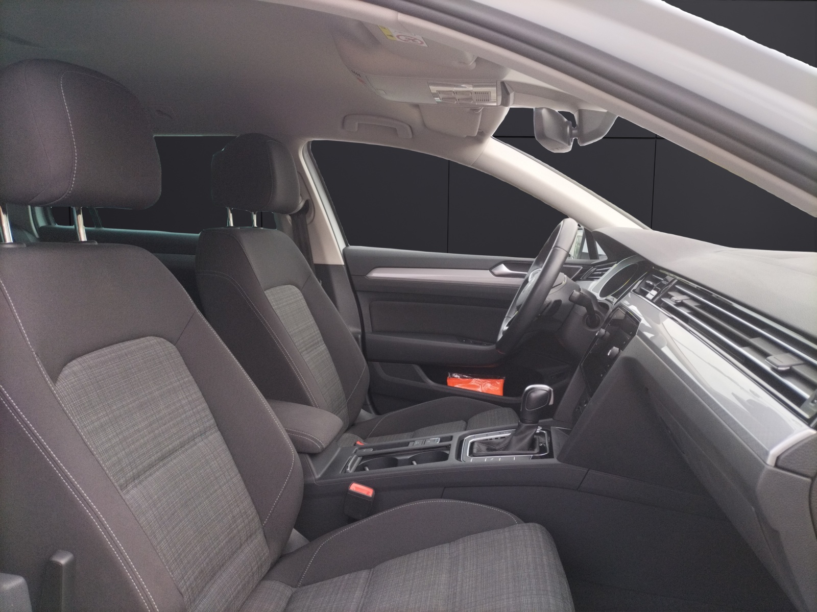 Fahrzeugabbildung Volkswagen Passat Variant TDI Business DSG LED ACC SH Kamera Navi