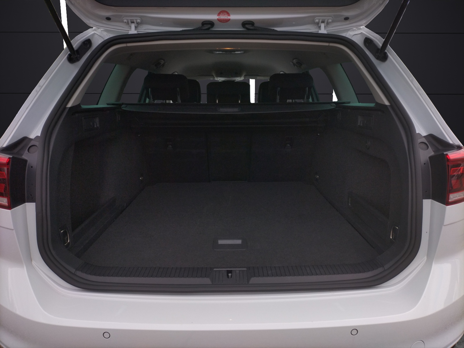 Fahrzeugabbildung Volkswagen Passat Variant TDI Business DSG LED ACC SH Kamera Navi
