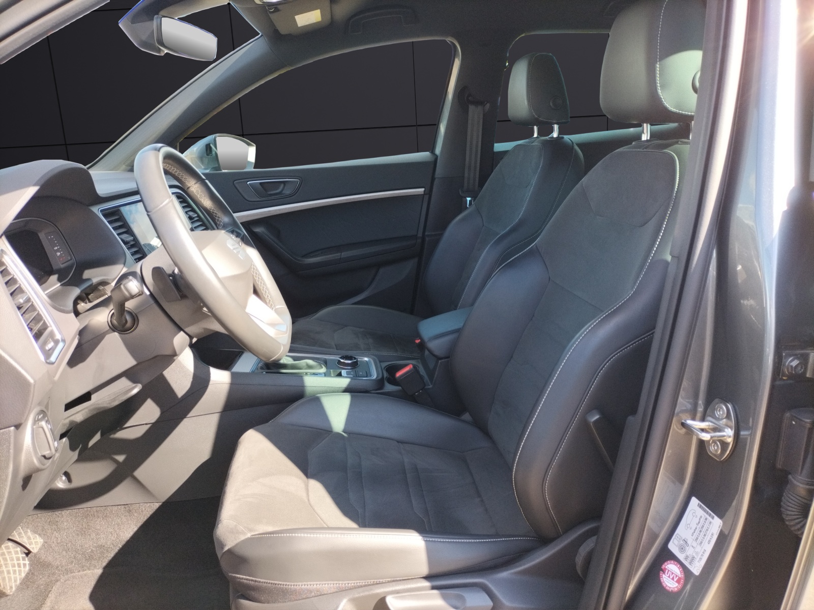 Fahrzeugabbildung SEAT Ateca TSI Xperience DSG 4Drive LED Navi AID ACC RFK SH