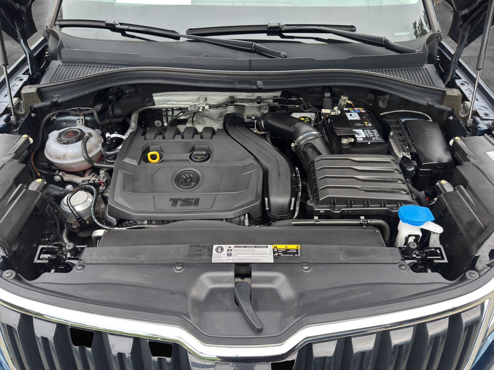 Fahrzeugabbildung SKODA Kodiaq TSI Style DSG LED Navi Pano AID ACC PDC SH LM