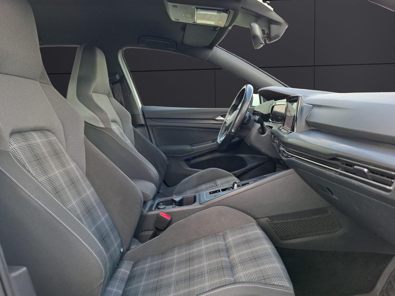 Fahrzeugabbildung Volkswagen Golf VIII GTD LEDplus Navi AID ACC PDC SH 19