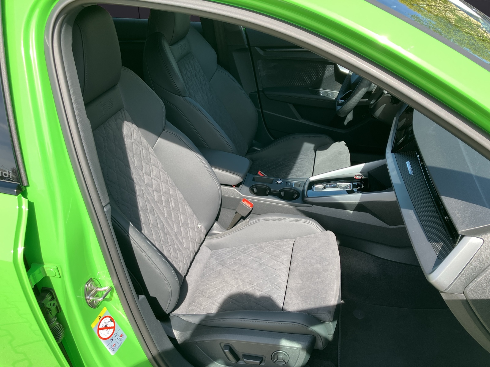 Fahrzeugabbildung Audi RS 3 Limousine quattro S tronic MATRIX RFK NAVI SONOS