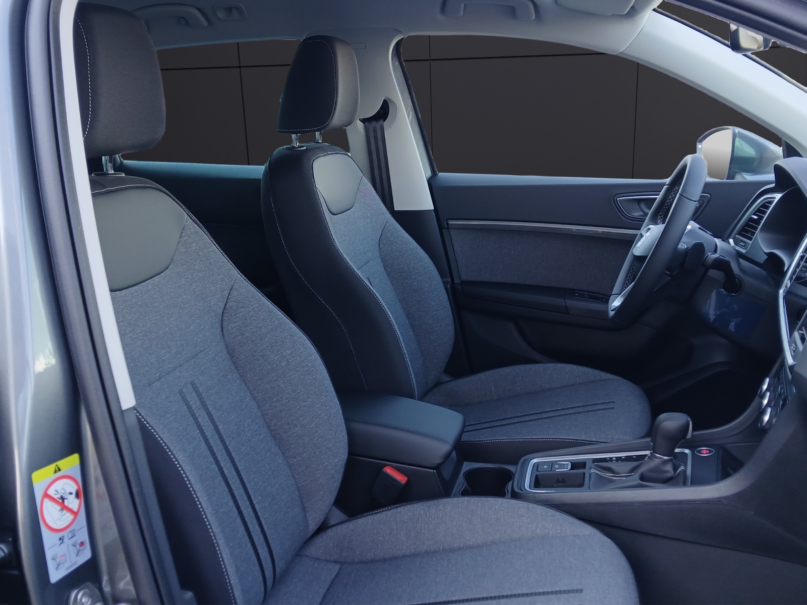 Fahrzeugabbildung SEAT Ateca Style 1.5 TSI DSG Kessy LED