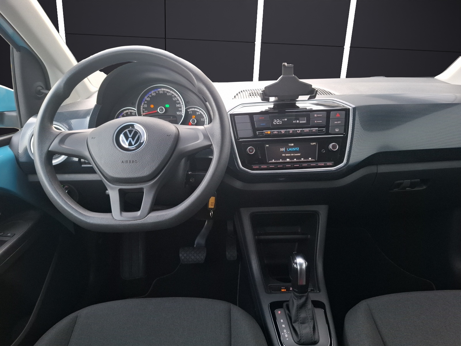 Fahrzeugabbildung Volkswagen up! e-up! Climatronic DAB