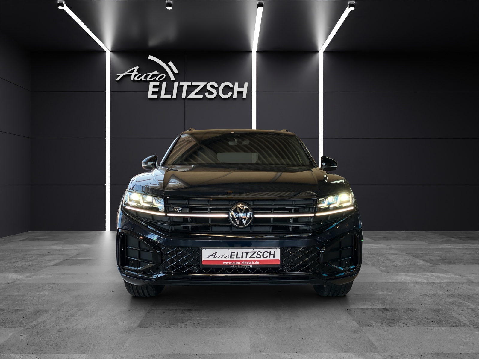 Fahrzeugabbildung Volkswagen Touareg R-Line Final Edition AHZV STANDH. DYNAUDIO