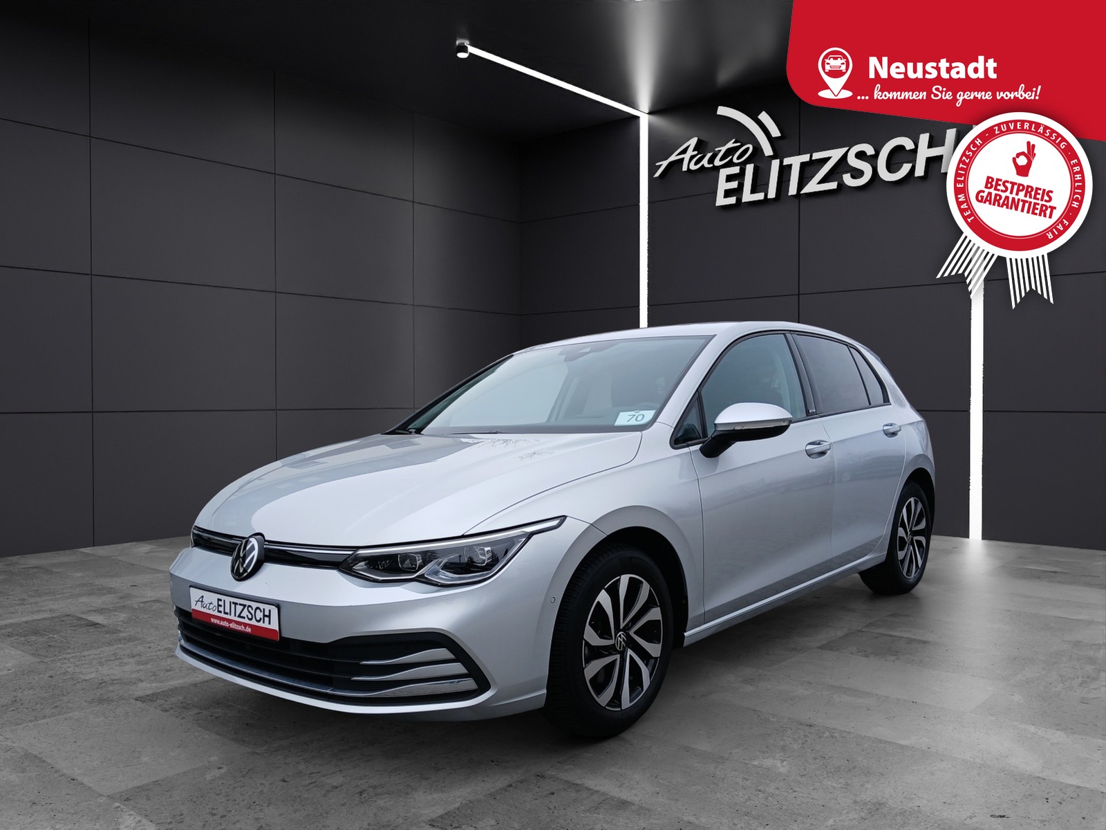 Volkswagen Golf VIII TSI Active Standhzg. LEDplus Navi AID HUD ACC RFK SH