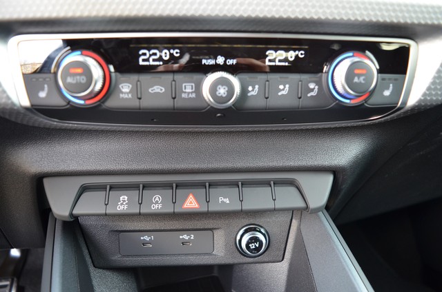 Fahrzeugabbildung Audi A1 citycarver 30 TFSI S line LED Virtual SHZ PDC S line LED Scheinw. Infotainment Paket