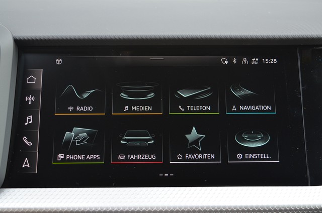 Fahrzeugabbildung Audi A1 citycarver 30 TFSI S line LED Virtual SHZ PDC S line LED Scheinw. Infotainment Paket