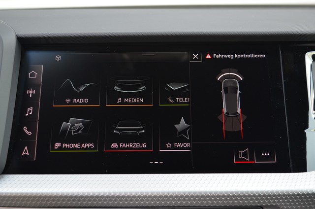Fahrzeugabbildung Audi A1 citycarver 30 TFSI S line LED Virtual SHZ PDC S line LED Scheinw. Infotainment Paket