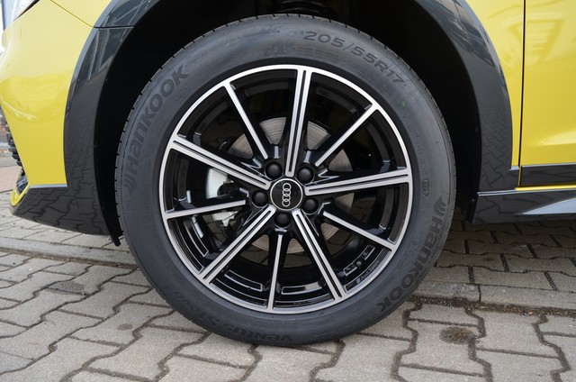 Fahrzeugabbildung Audi A1 citycarver 30 TFSI S line LED Virtual SHZ PDC S line LED Scheinw. Infotainment Paket