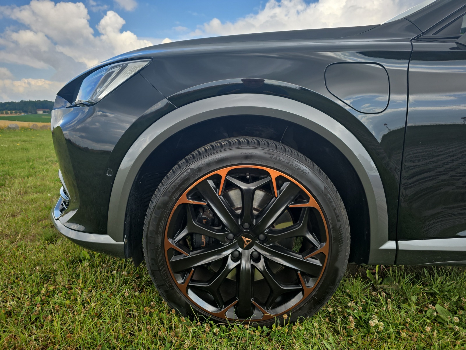 Fahrzeugabbildung CUPRA Formentor VZ e-Hybrid 1.4 DSG AHZ NAVI LED