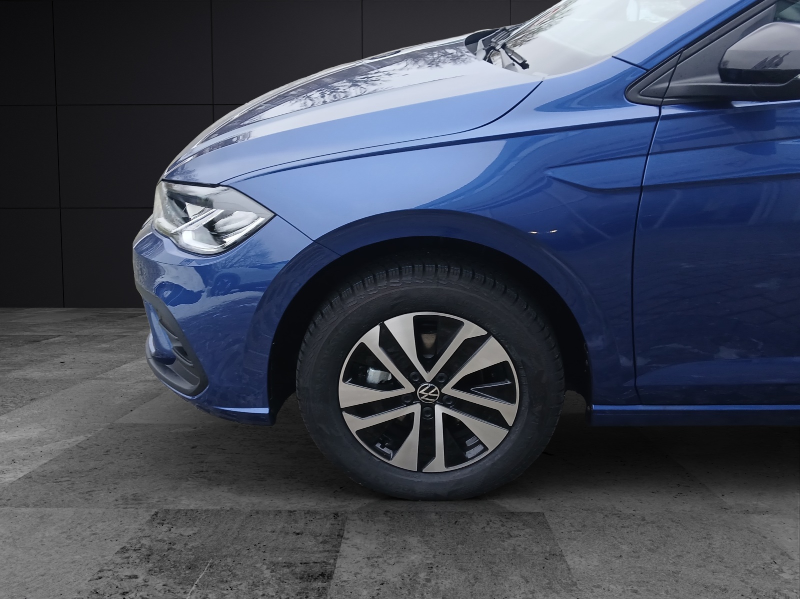 Fahrzeugabbildung Volkswagen Polo Energy TSI DSG LED ACC SH RearView AppConnect Ambiente Klima