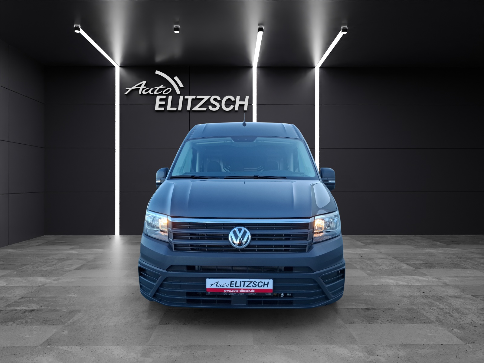 Fahrzeugabbildung Volkswagen Crafter Kasten 35 MR HD AHK Navi Klima GRA RFK