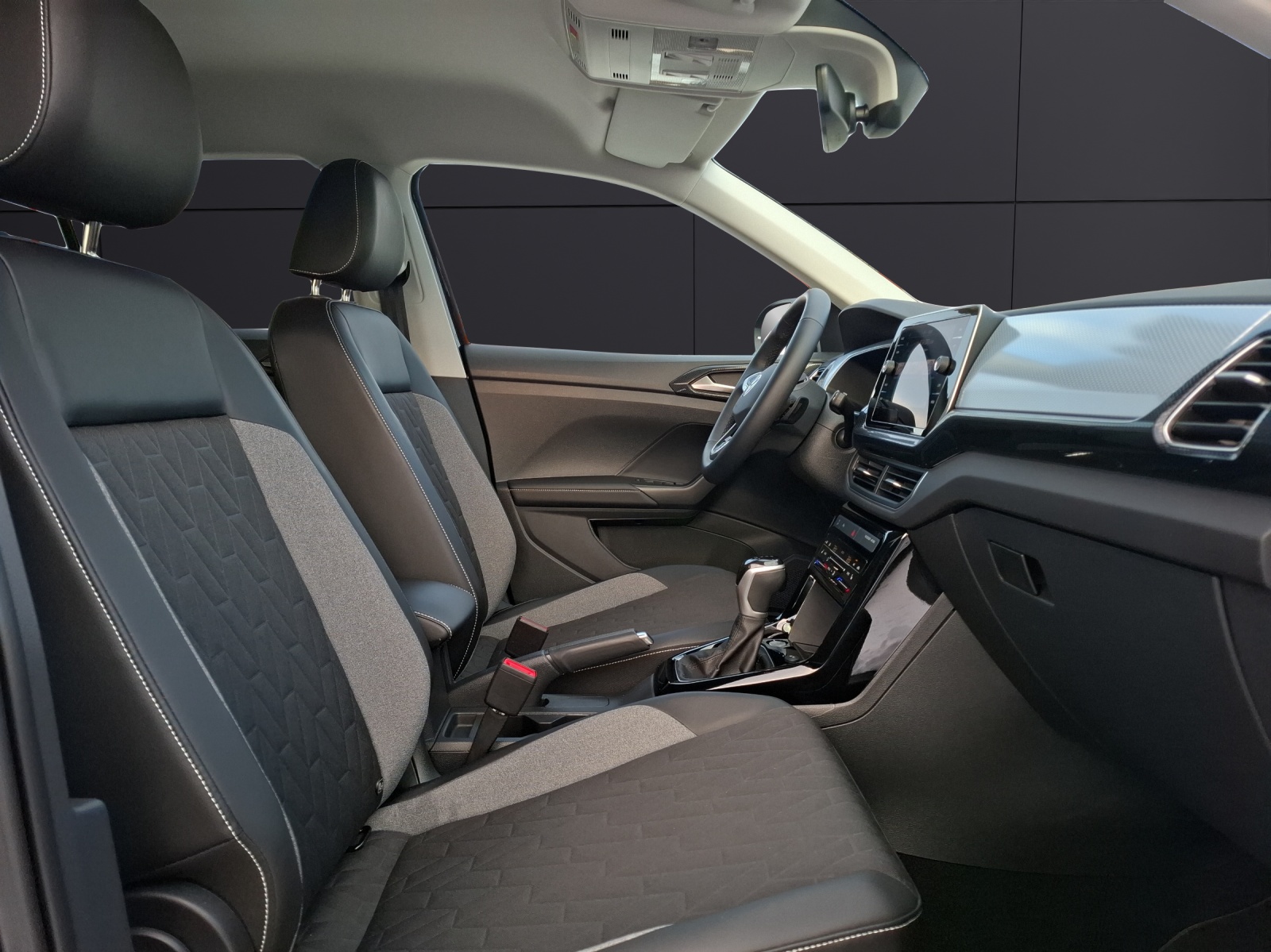 Fahrzeugabbildung Volkswagen T-Cross TSI Goal DSG LED Navi AID ACC RFK SH