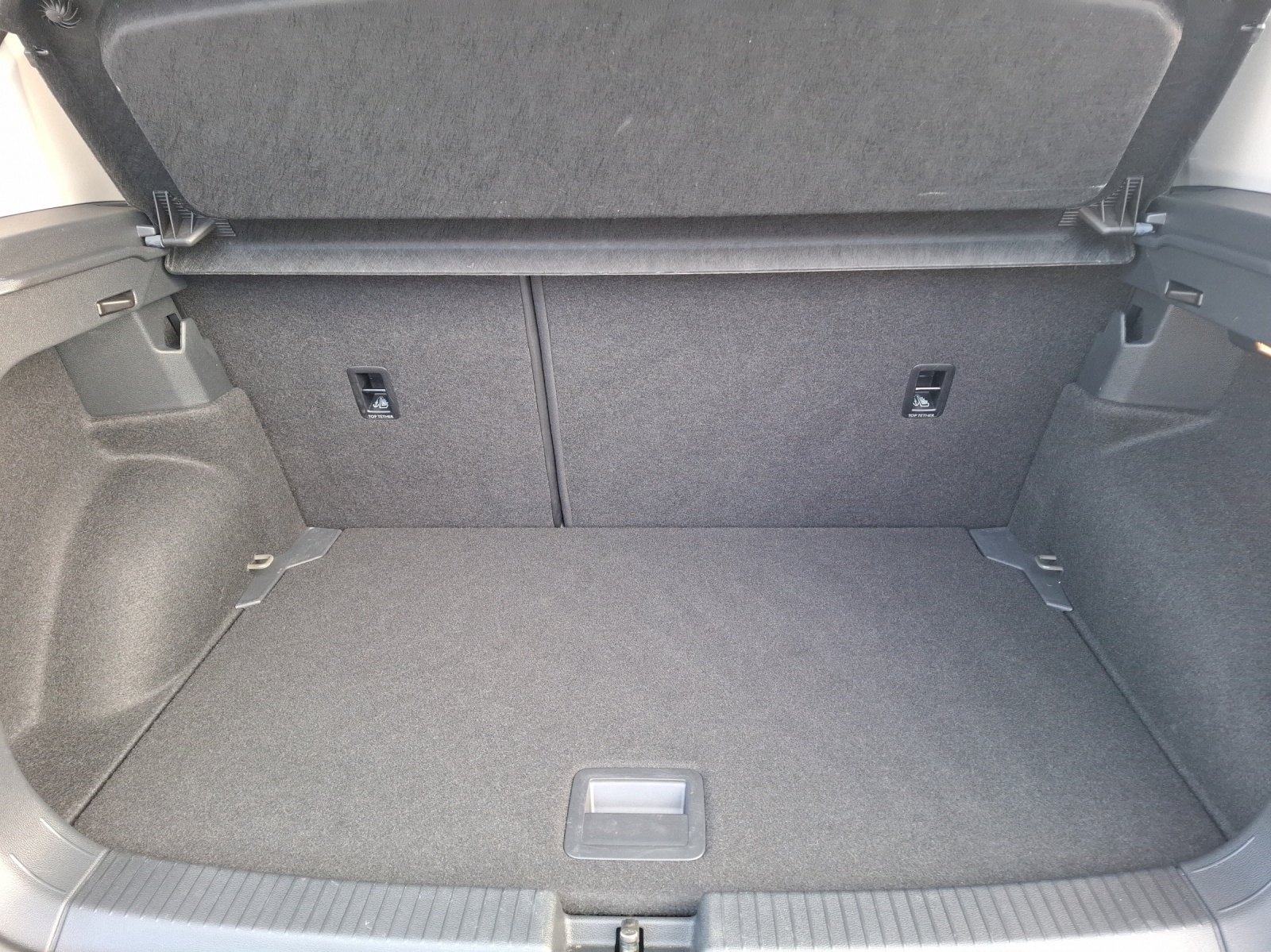 Fahrzeugabbildung Volkswagen T-Cross TSI Goal DSG LED Navi AID ACC RFK SH