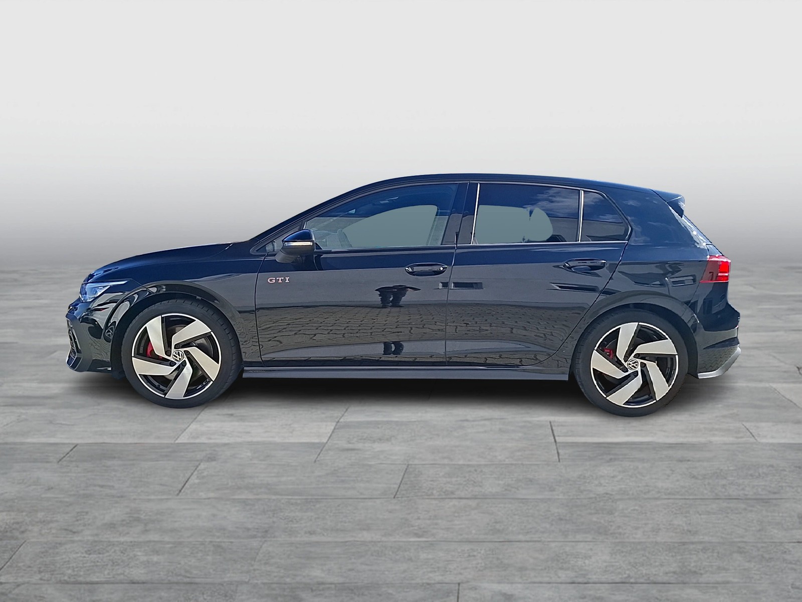 Fahrzeugabbildung Volkswagen Golf VIII GTI DSG LED CarPlay AID ACC RFK SH