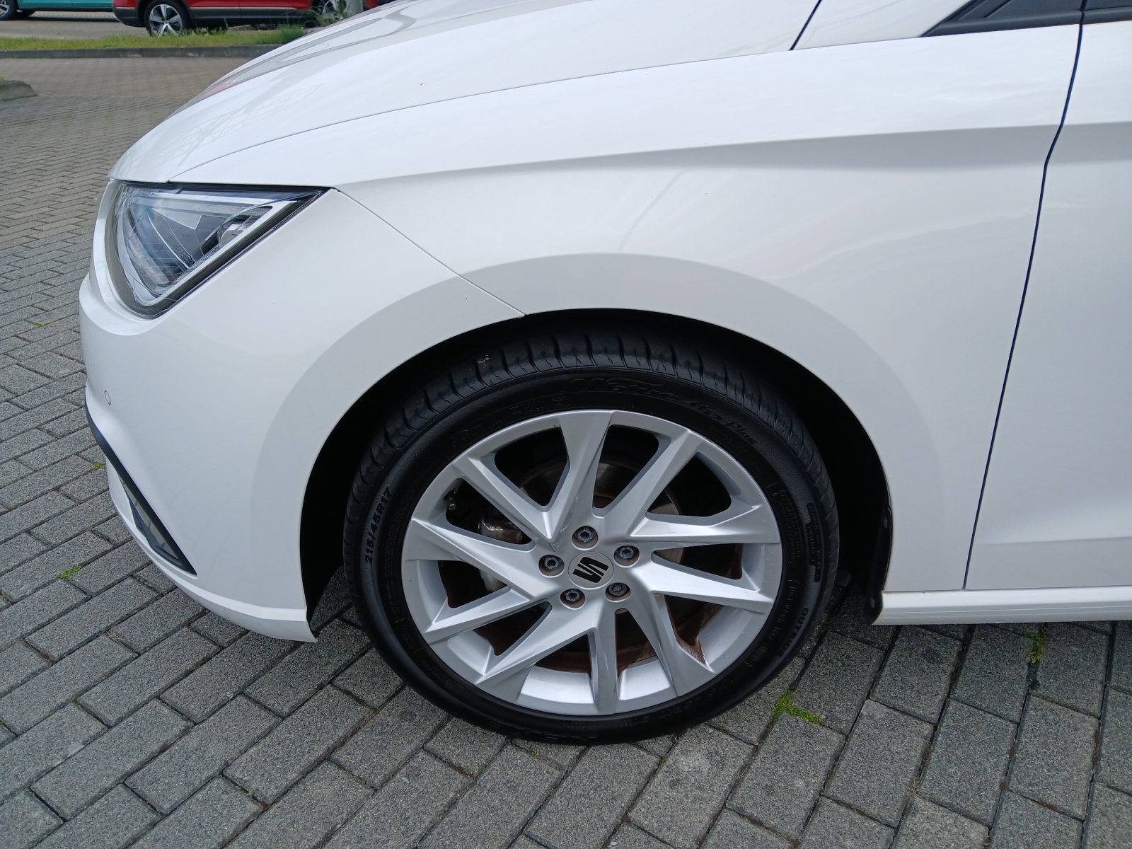 Fahrzeugabbildung SEAT Ibiza TSI FR -Line LED Navi AID GRA RFK SH LM