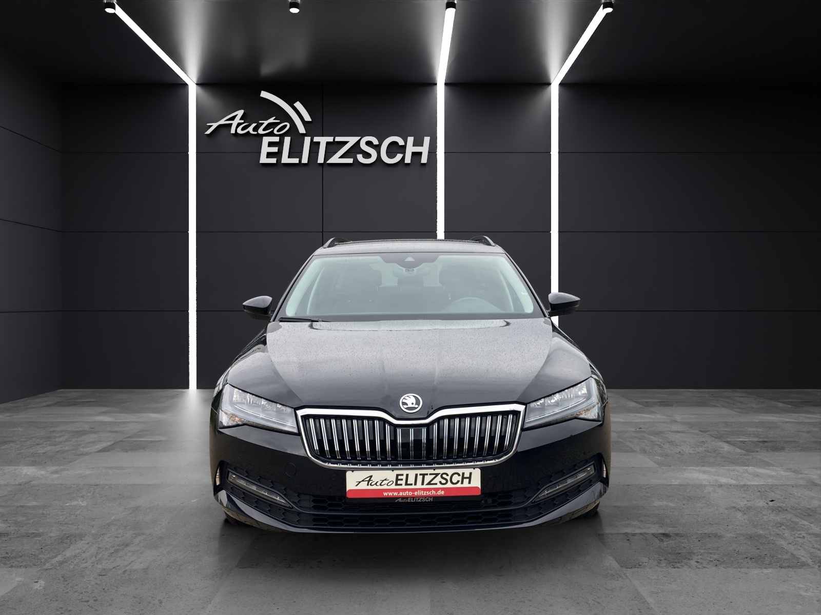 Fahrzeugabbildung SKODA Superb Combi TDI Ambition DSG LED Navi AID ACC RFK SH