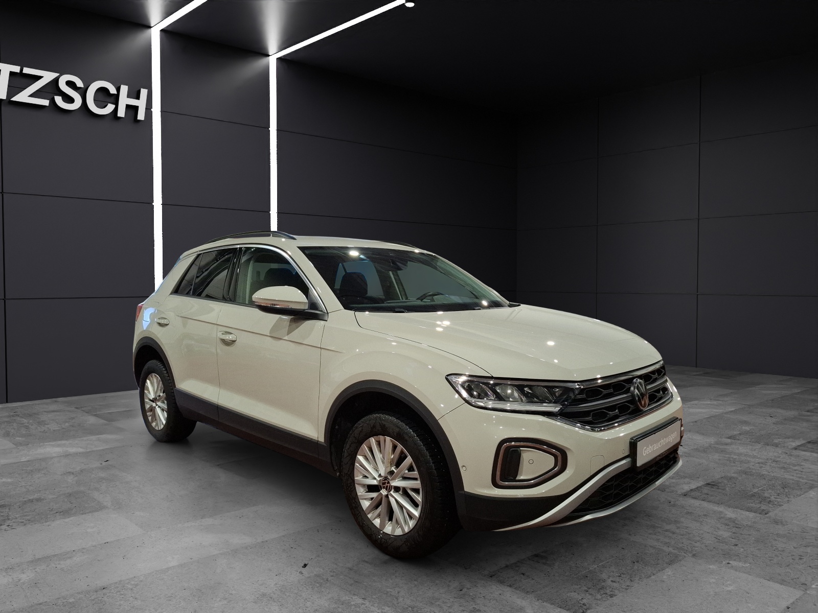 Fahrzeugabbildung Volkswagen T-Roc TSI Life STH LED Park-Assist SH LM