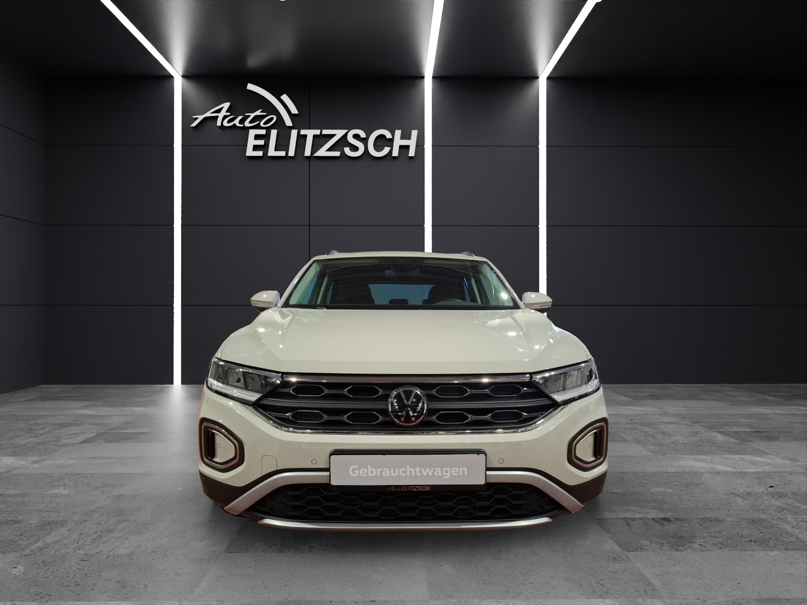 Fahrzeugabbildung Volkswagen T-Roc TSI Life STH LED Park-Assist SH LM