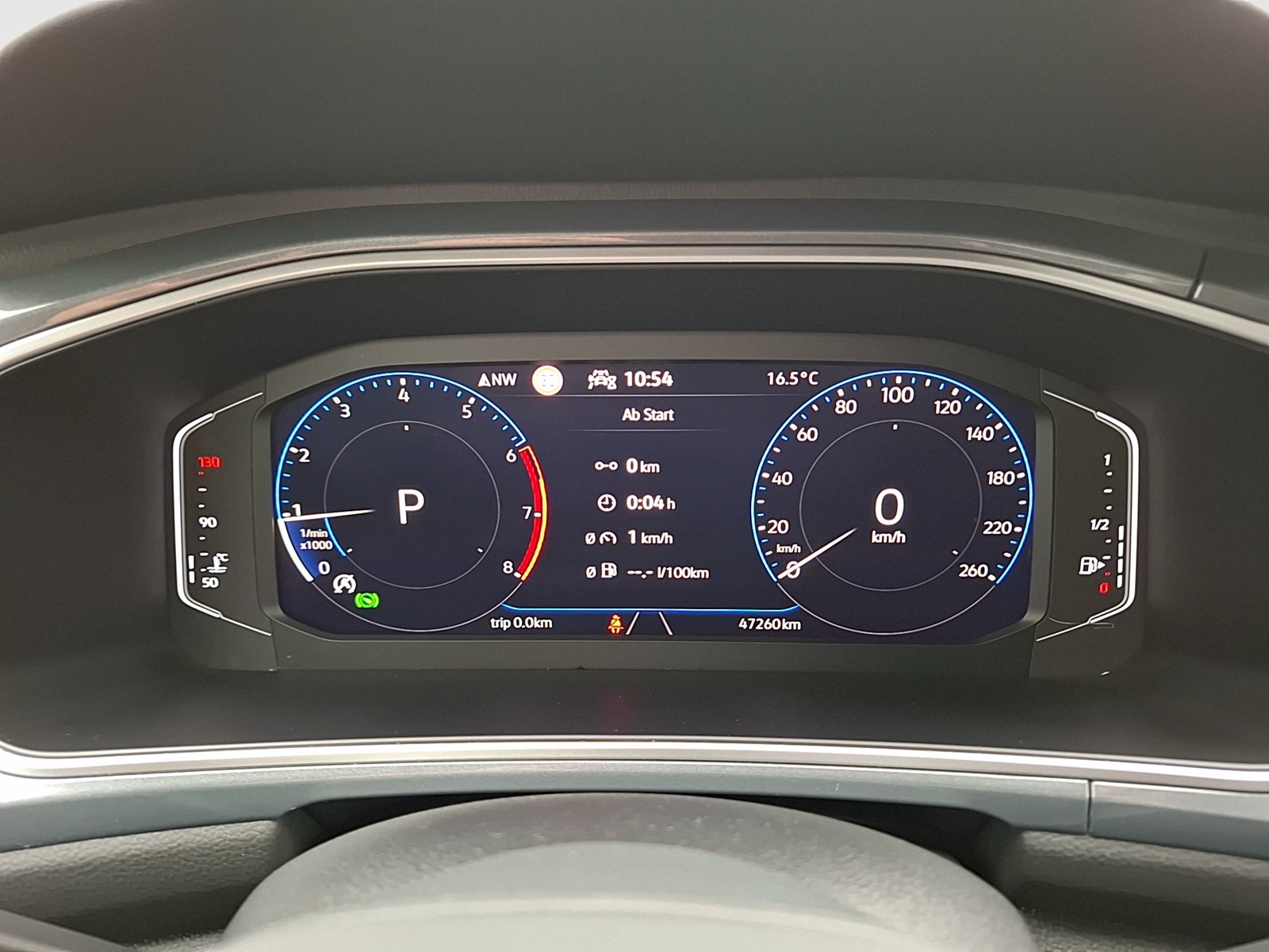Fahrzeugabbildung Volkswagen T-Roc TSI Style DSG Matrix AHK Navi AID ACC RFK SH