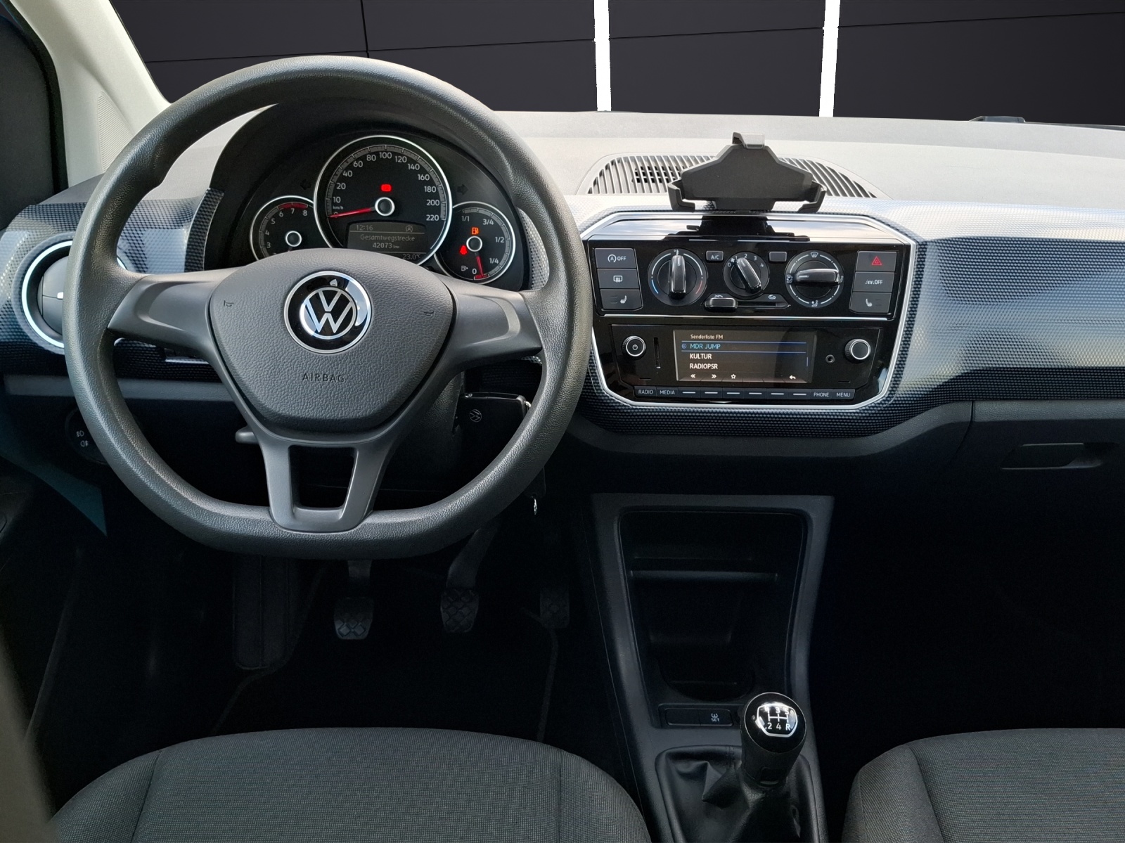 Fahrzeugabbildung Volkswagen up! 1.0 Basis Klima SHZ DAB+ GRA