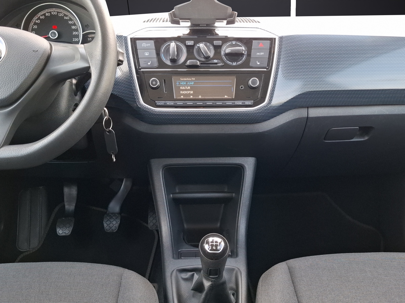 Fahrzeugabbildung Volkswagen up! 1.0 Basis Klima SHZ DAB+ GRA