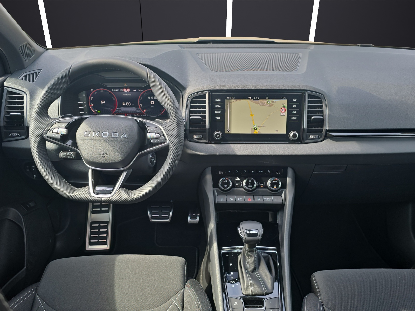Fahrzeugabbildung SKODA Karoq Sportline 1.5 TSI DSG Matrix Navi ACC AHK