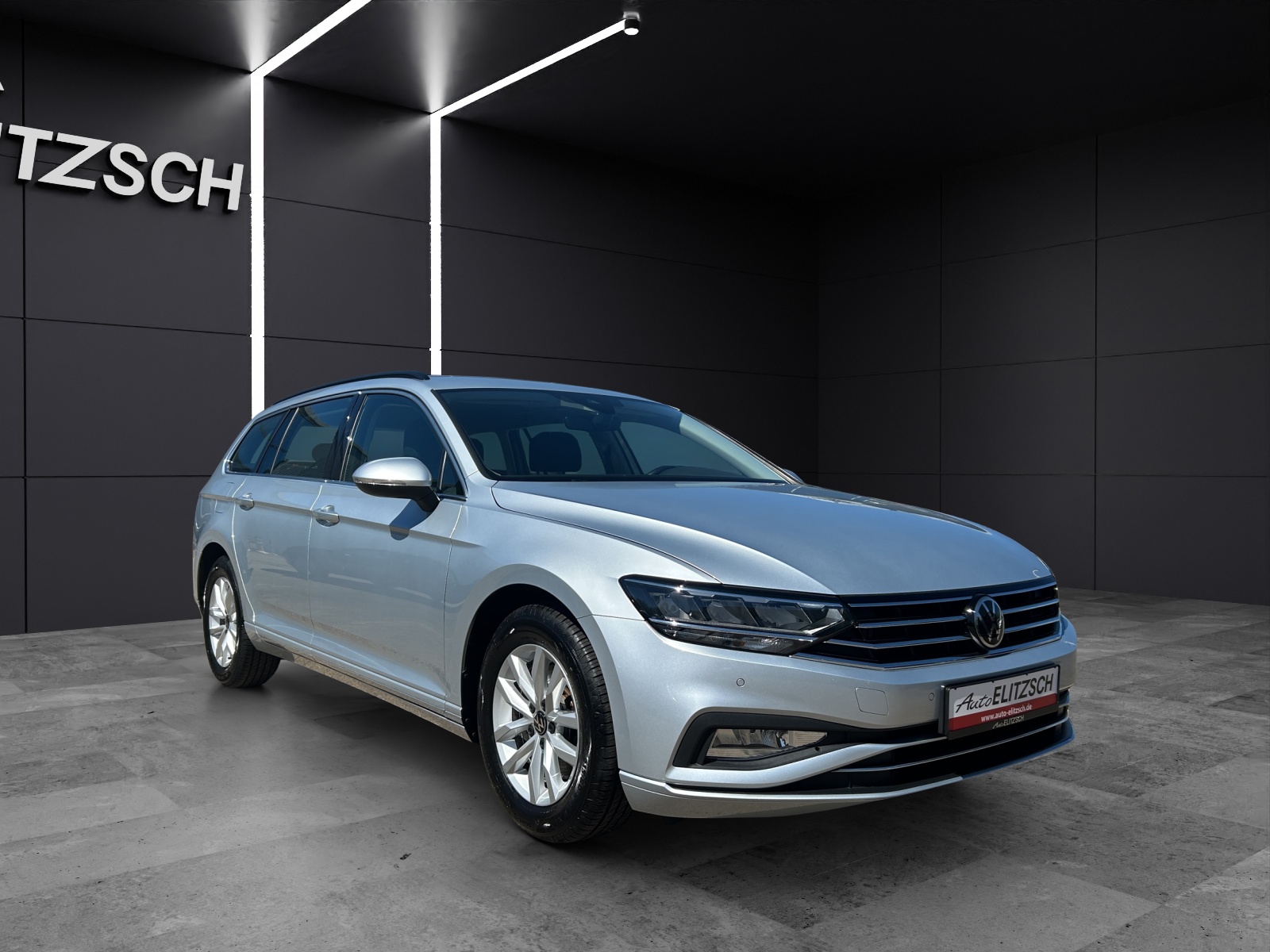 Fahrzeugabbildung Volkswagen Passat Variant TDI Business DSG LED Navi ACC AHK Kamera SHZ