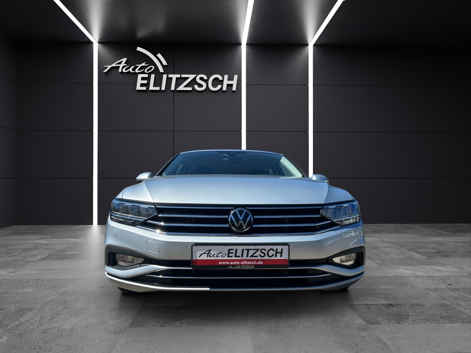 Fahrzeugabbildung Volkswagen Passat Variant TDI Business DSG LED Navi ACC AHK Kamera SHZ