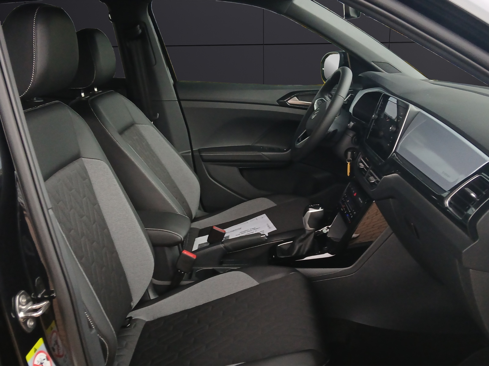 Fahrzeugabbildung Volkswagen T-Cross Energy LED DAB ACC