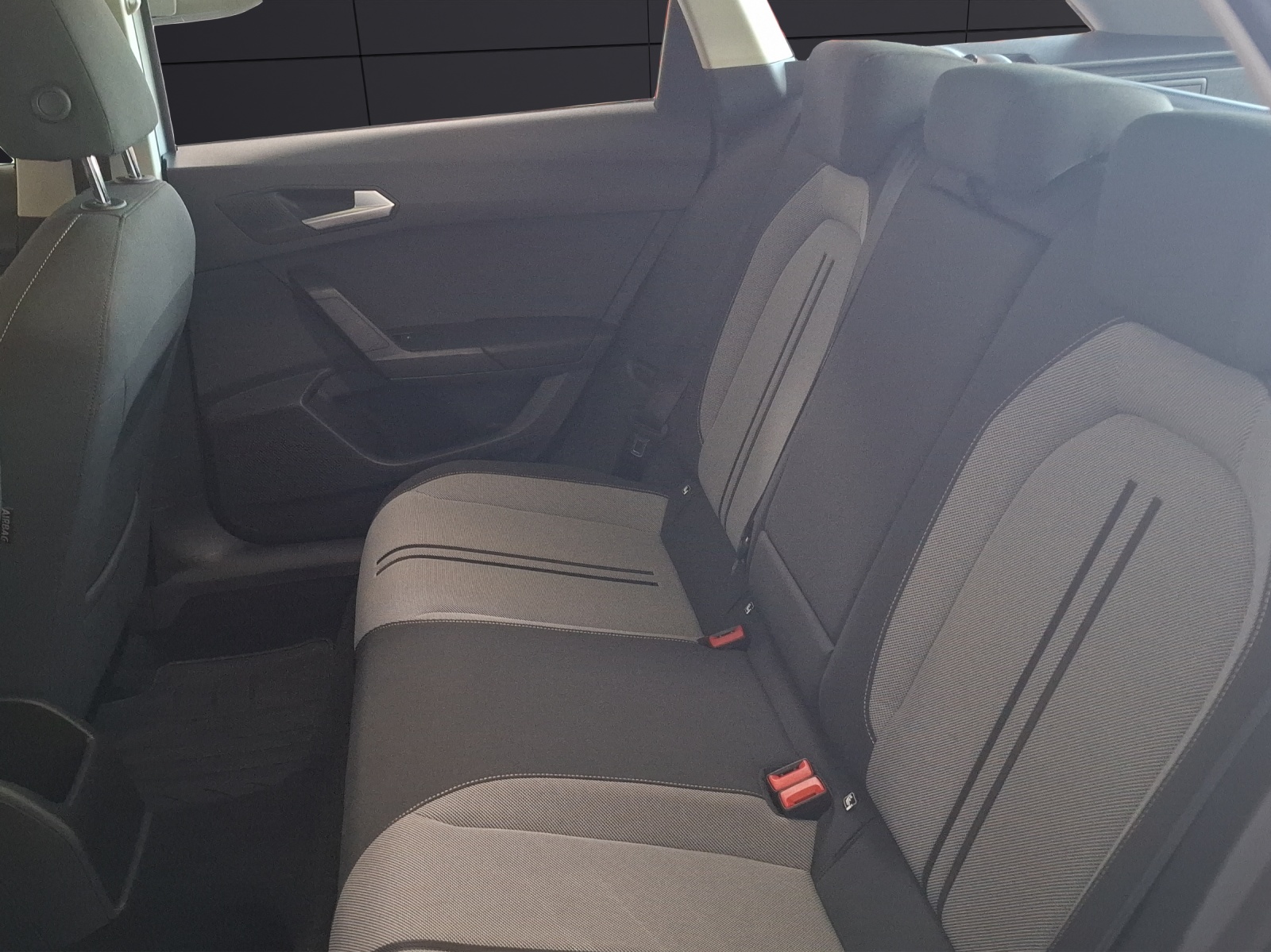 Fahrzeugabbildung SEAT Leon ST TSI Style LED AHK Navi AID ACC RFK SH