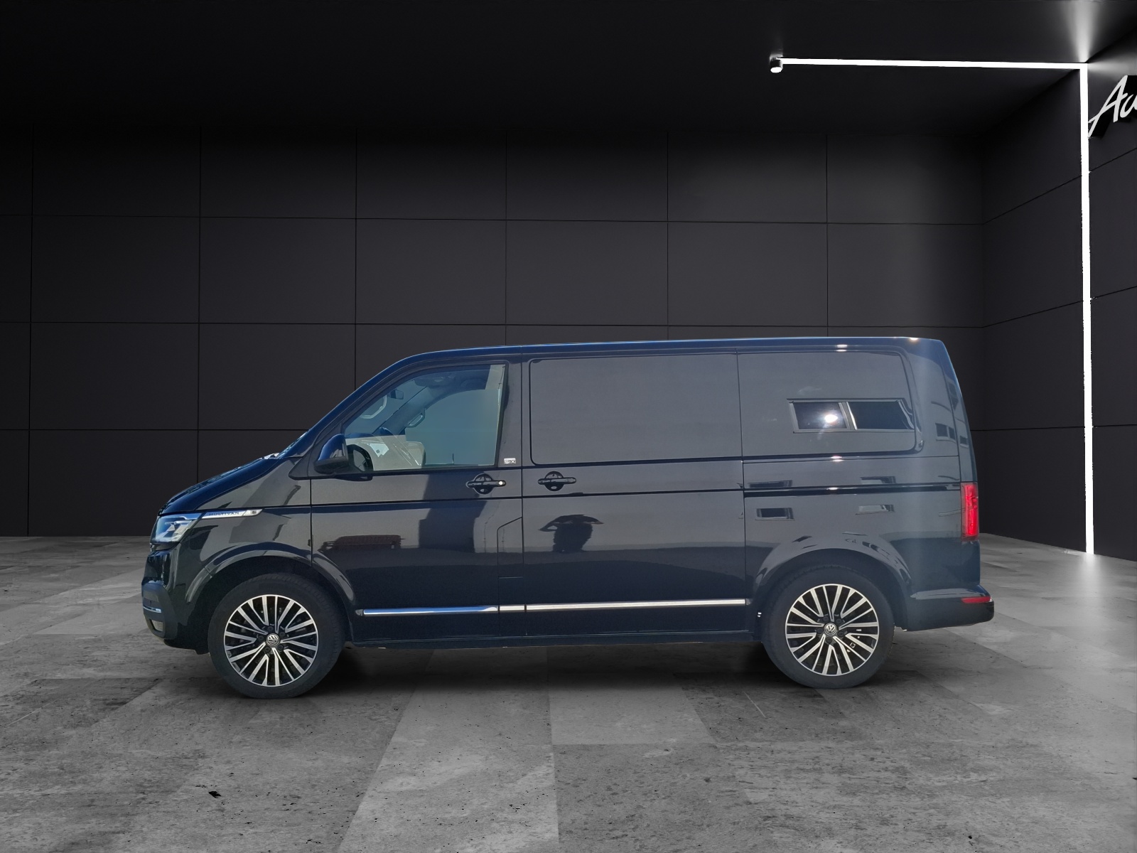 Fahrzeugabbildung Volkswagen T6 Multivan T6.1 TDI Generation-Six DSG LED AHK Navi ACC RFK SH