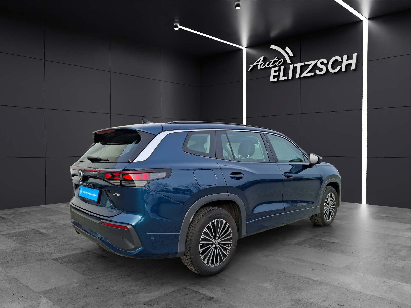 Fahrzeugabbildung Volkswagen Tayron eTSI Life DSG 7-Si Matrix AHK Navi AID ACC RFK SH