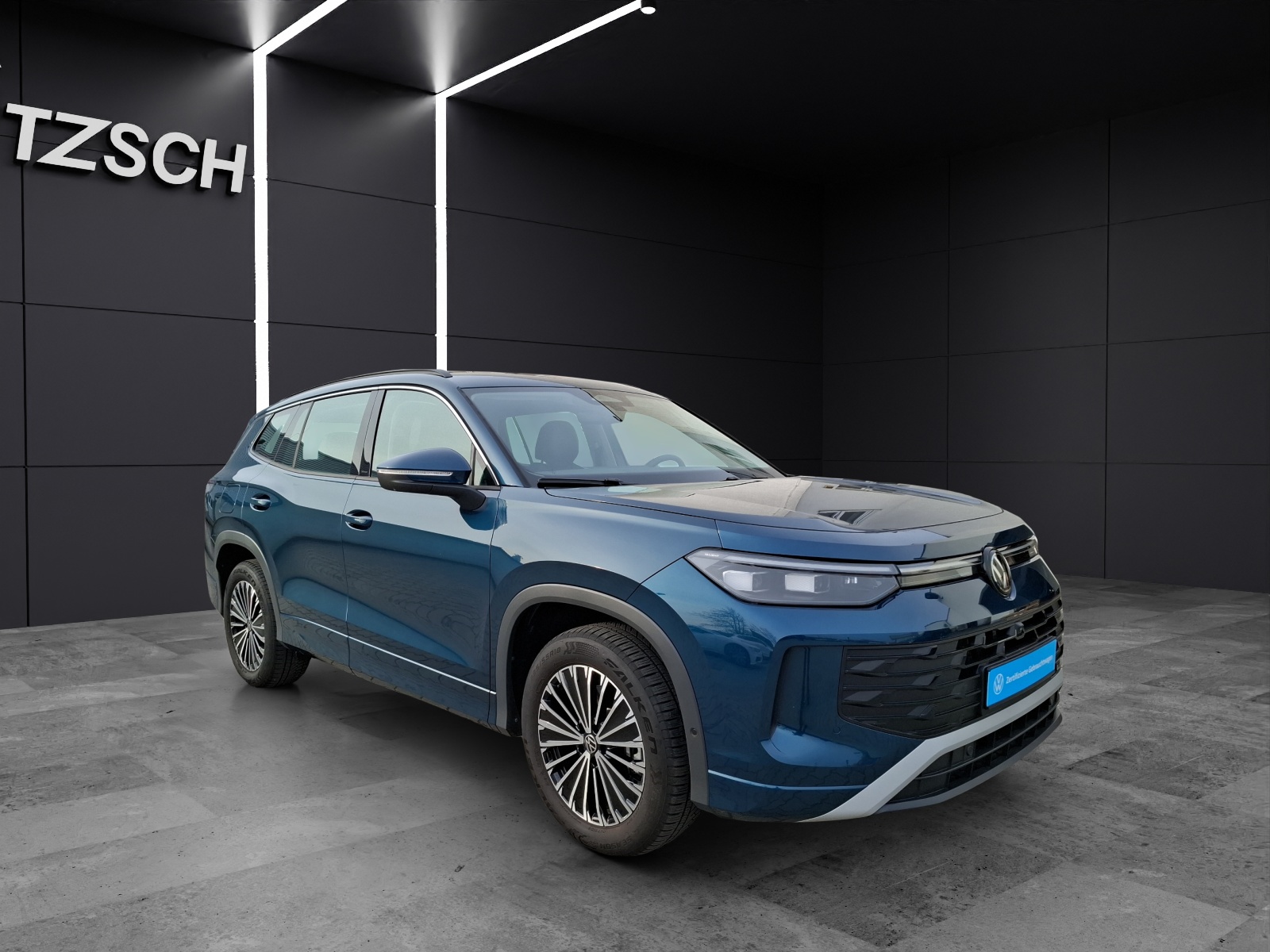 Fahrzeugabbildung Volkswagen Tayron eTSI Life DSG 7-Si Matrix AHK Navi AID ACC RFK SH