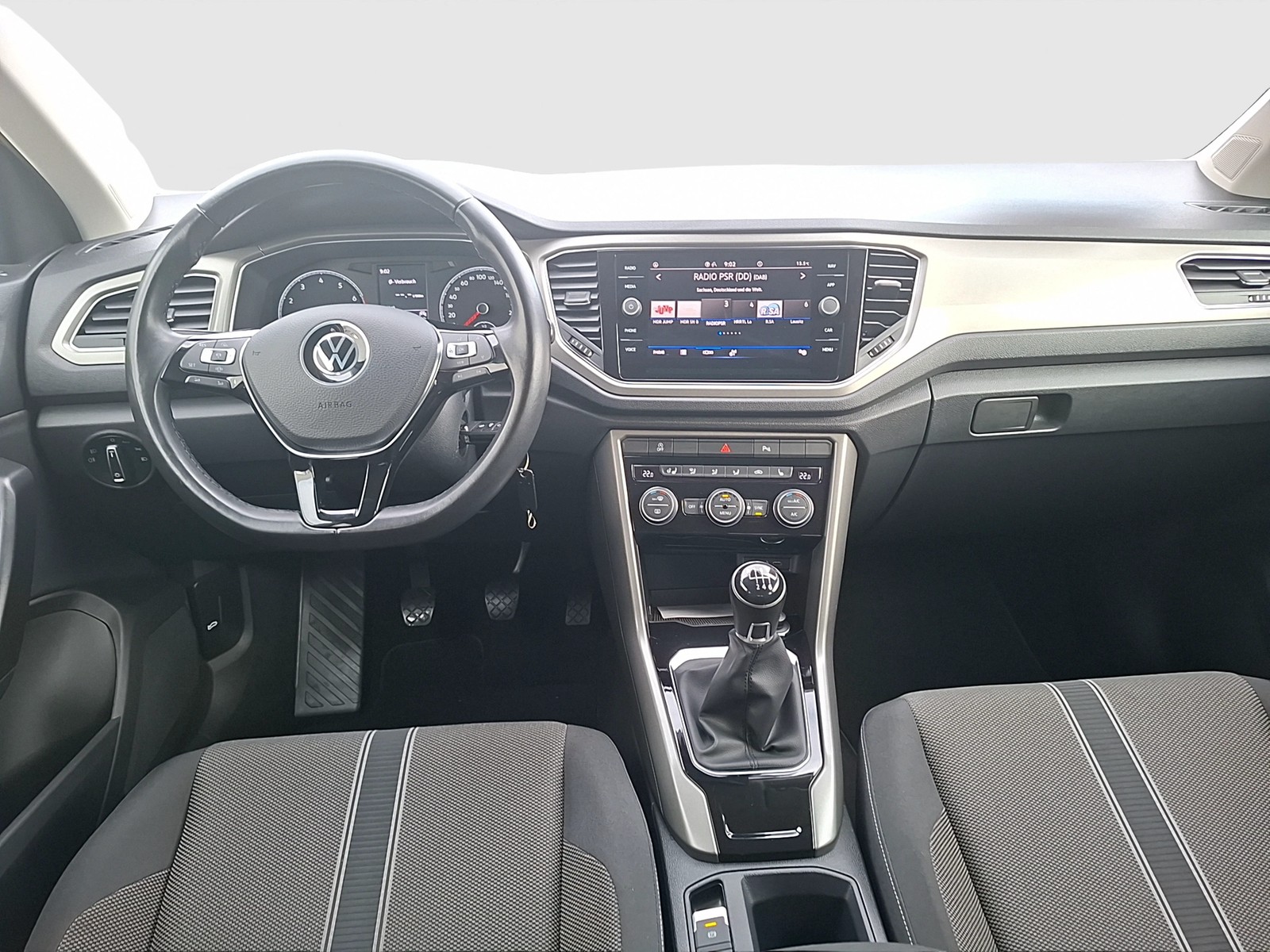 Fahrzeugabbildung Volkswagen T-Roc TSI Style LED AHK Navi AID ACC RFK SHZ