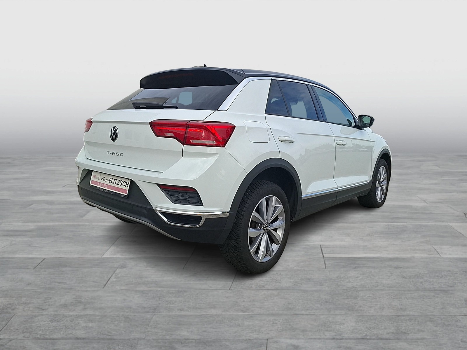 Fahrzeugabbildung Volkswagen T-Roc TSI Style LED AHK Navi AID ACC RFK SHZ
