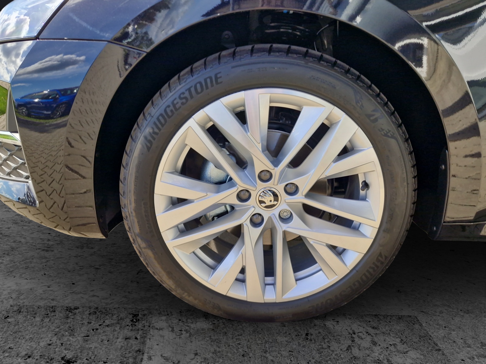 Fahrzeugabbildung SKODA Octavia Combi Exclusive 2.0 TDI DSG ACC LED KAMERA