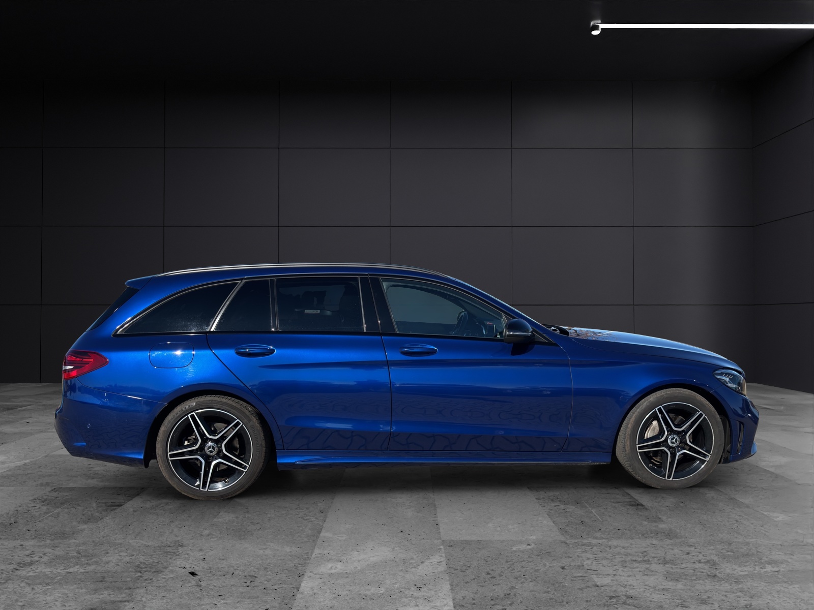 Fahrzeugabbildung Mercedes-Benz C 220 T d AMG Line PANO AHK BURMESTER