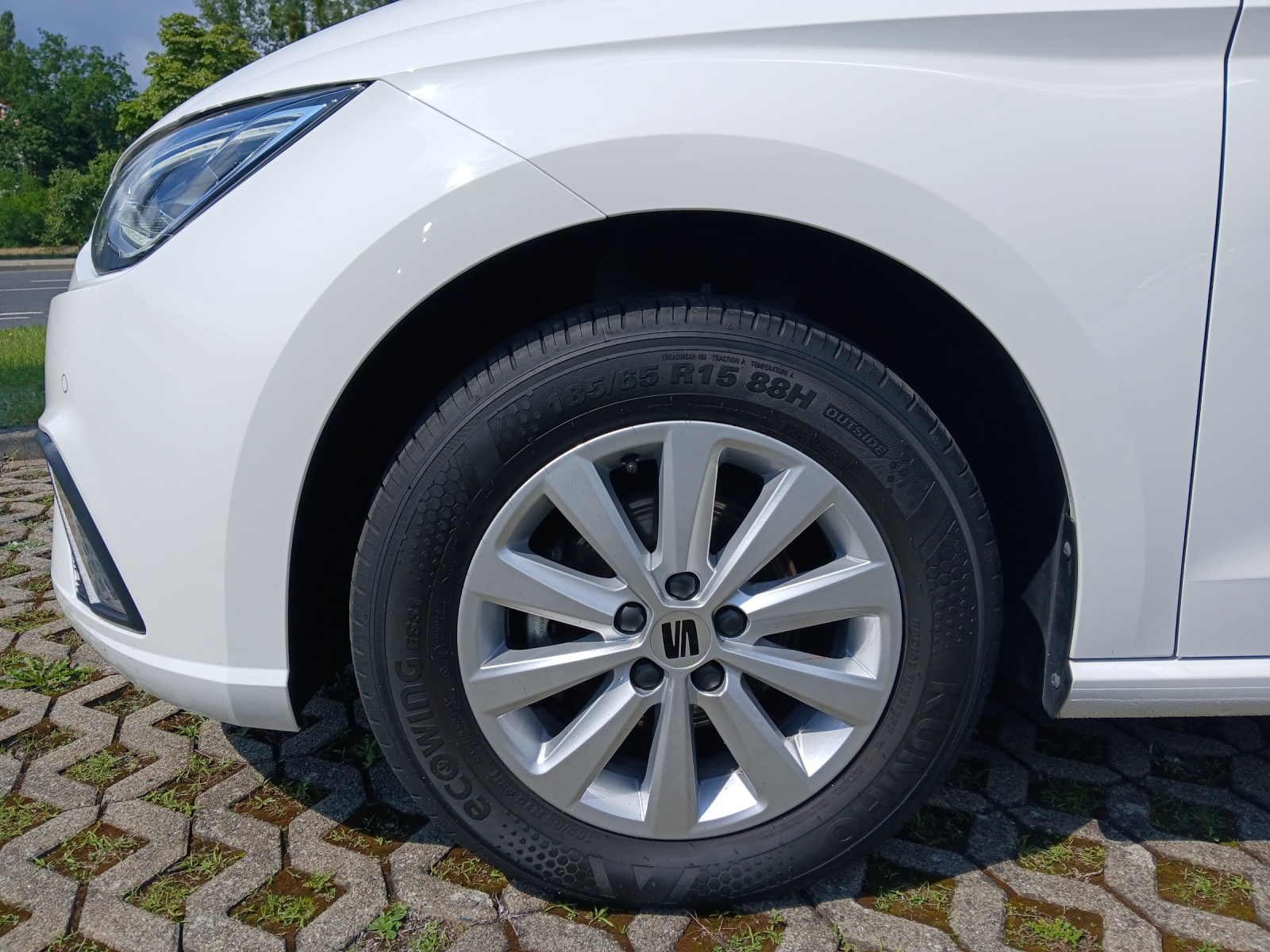 Fahrzeugabbildung SEAT Ibiza TSI Style LED AID GRA RFK SH LM