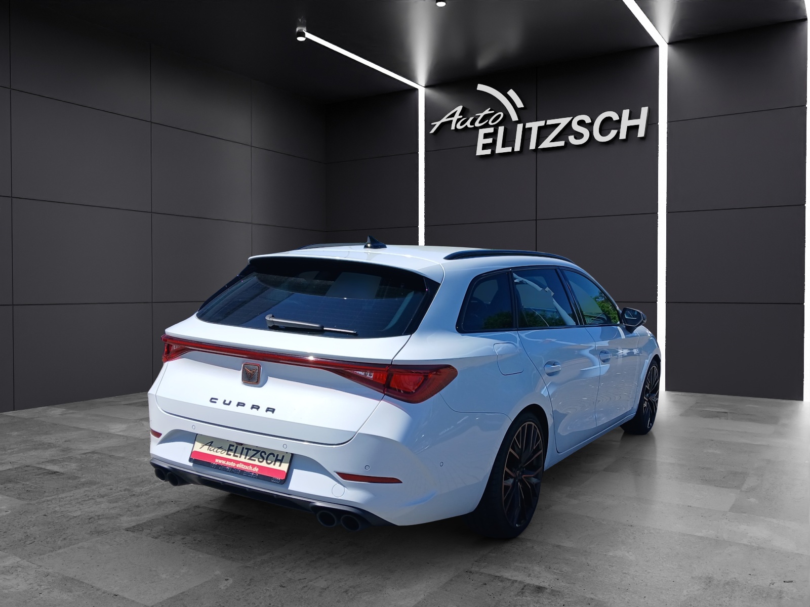 Fahrzeugabbildung CUPRA Leon Sportstourer VZ 4Drive DSG LED Navi ACC RFK SH 19