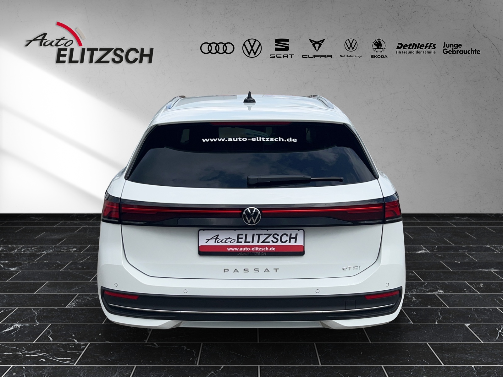 Fahrzeugabbildung Volkswagen Passat TSI Business DSG LED ACC Navi HUD AID Park-Assist SH LM