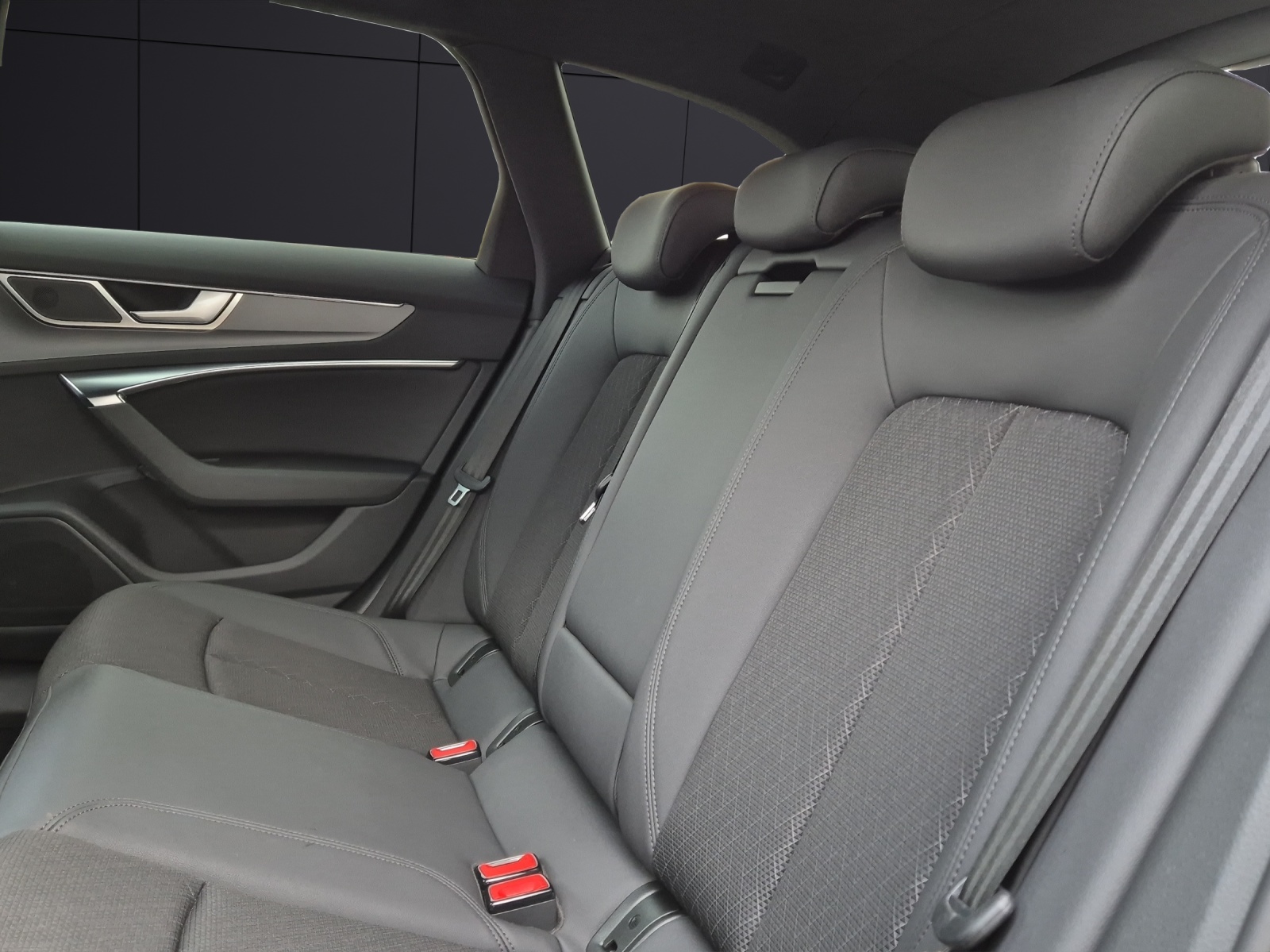 Fahrzeugabbildung Audi A6 Allroad LED Navi Luft AVC HUD ACC SH 19