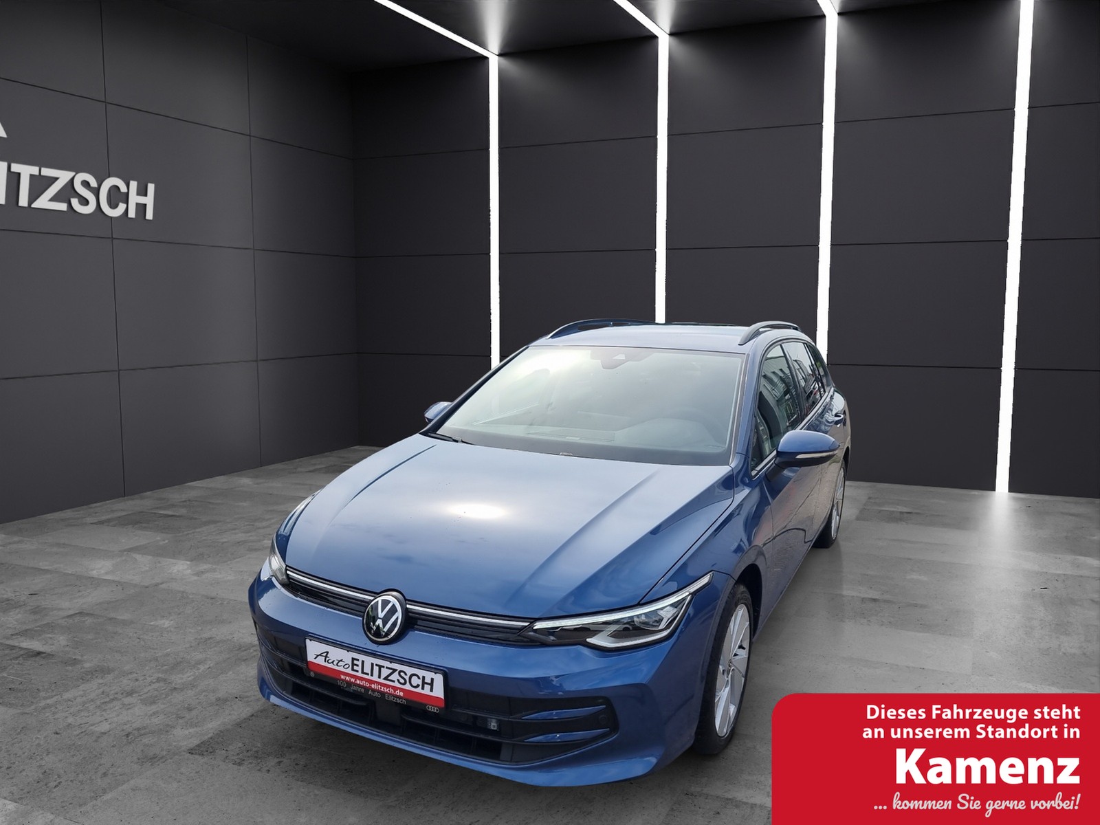 Volkswagen Golf VIII Variant TSI LED AHK ACC PDC AID SH LM