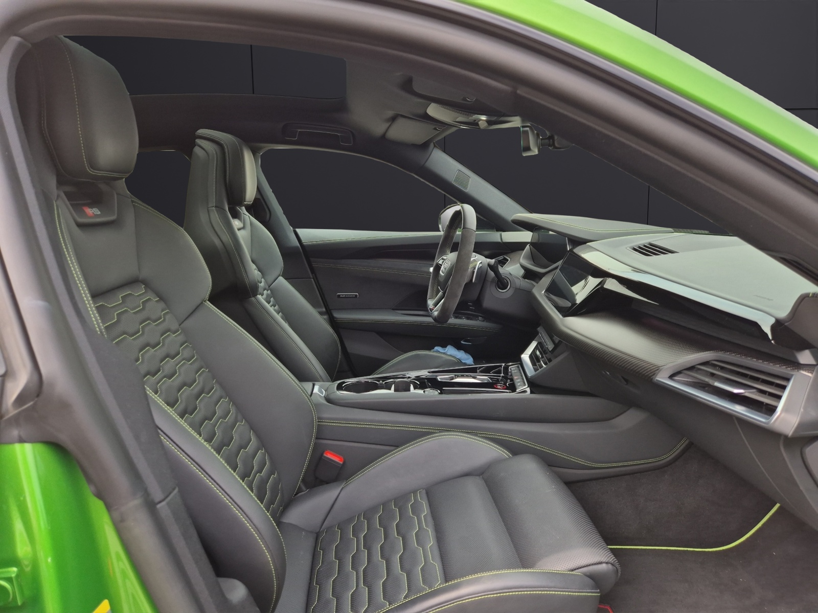 Fahrzeugabbildung Audi e-tron GT RS quattro
