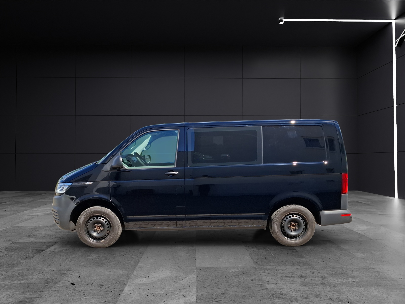 Fahrzeugabbildung Volkswagen T6 Kombi T6.1 TDI DSG 5-Si LED AHK Klima GRA PDC SH
