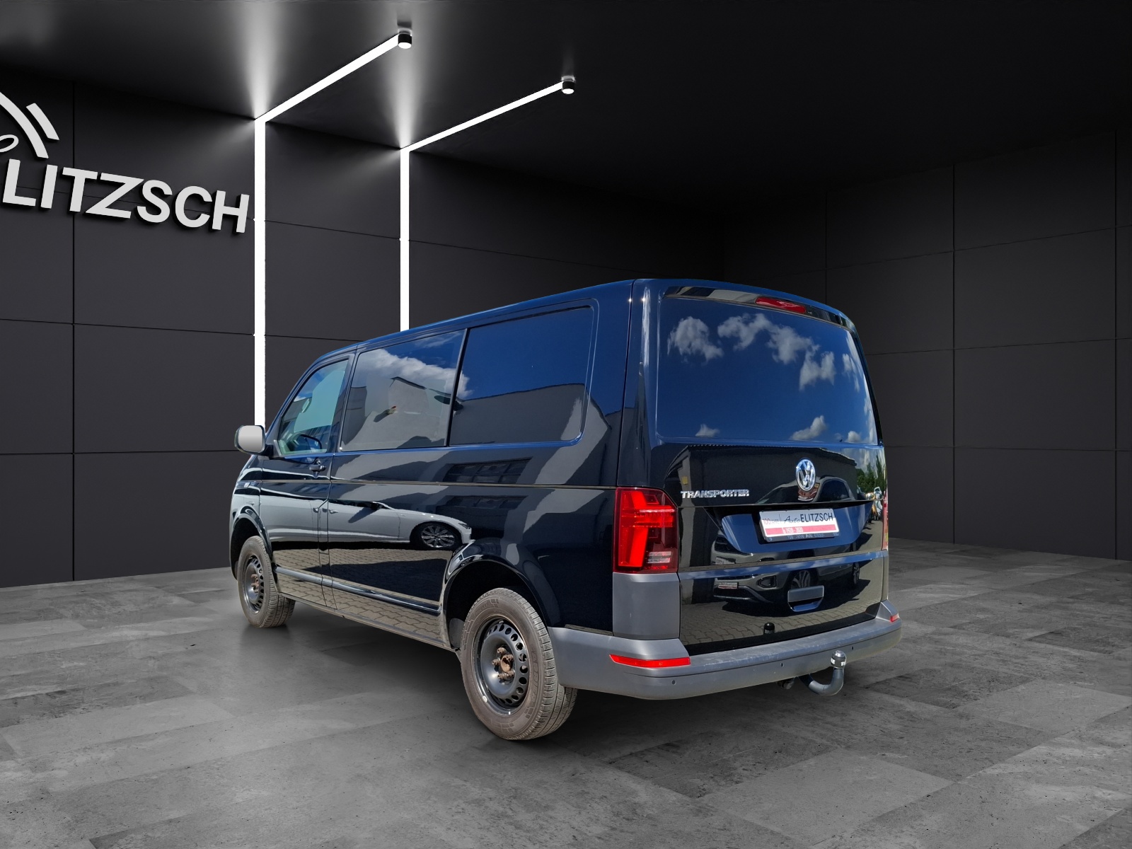Fahrzeugabbildung Volkswagen T6 Kombi T6.1 TDI DSG 5-Si LED AHK Klima GRA PDC SH