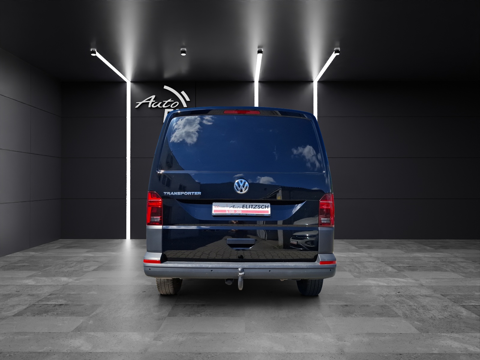 Fahrzeugabbildung Volkswagen T6 Kombi T6.1 TDI DSG 5-Si LED AHK Klima GRA PDC SH